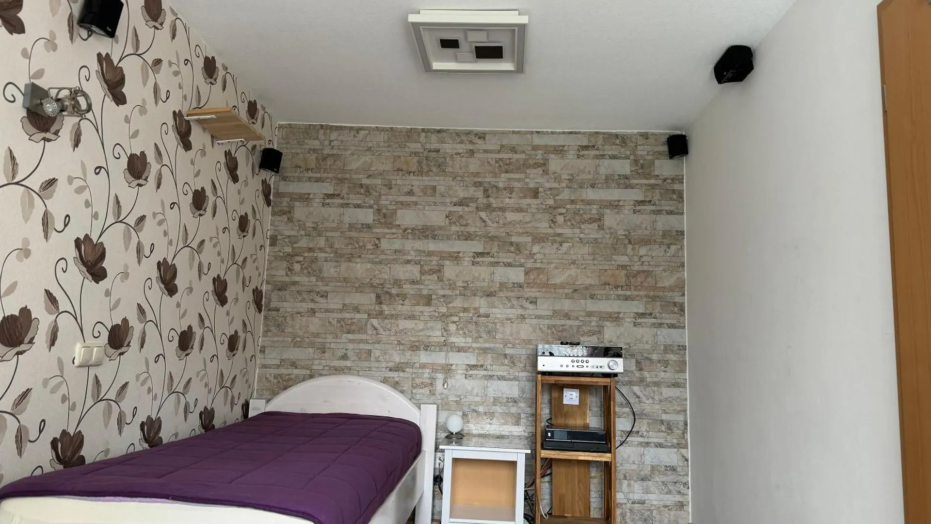 Messe-Apartment, 4 Schlafzimmer, 80 Qm, Garten - 6 Km Zur Messe, Verkehrsguenstig, Ruhig, Parkplaetze Nuremberg Allemagne